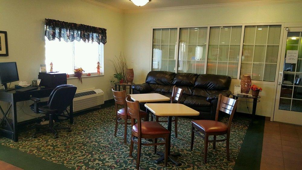 Wingate By Wyndham Uniontown Hotel Exterior foto