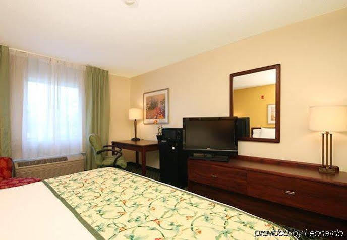 Wingate By Wyndham Uniontown Hotel Exterior foto